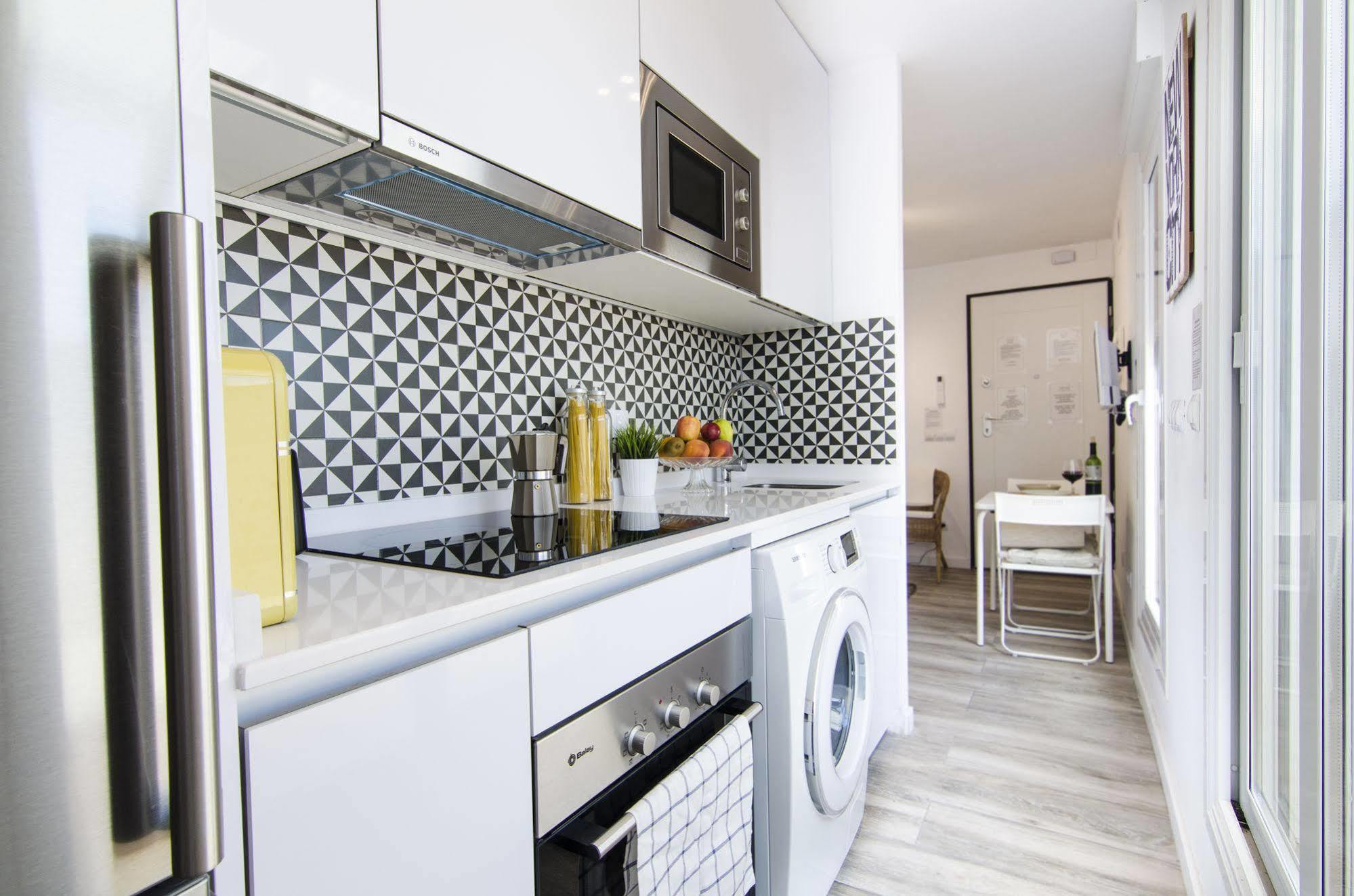 Apartments Dreammadrid Atocha Terraza ภายนอก รูปภาพ